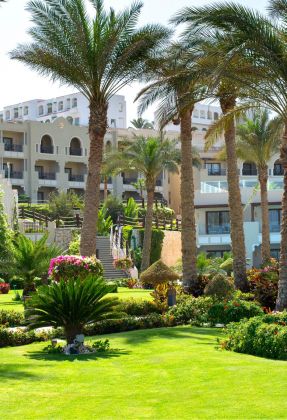 SUNRISE GRAND SELECT ARABIAN BEACH RESORT